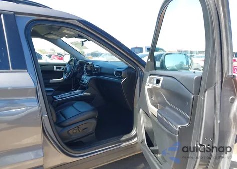 2022 Ford Explorer Xlt z USA, uszkodzony, nr VIN 1FMSK8DH7NGA13338